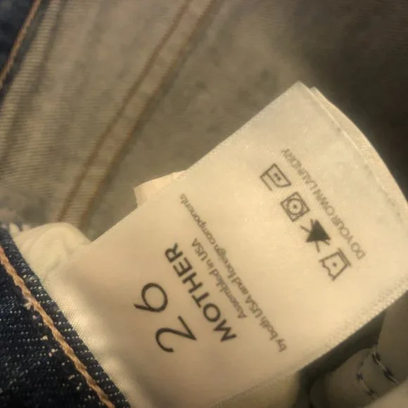 MOTHER Denim The Ditcher Cropped Jeans 26